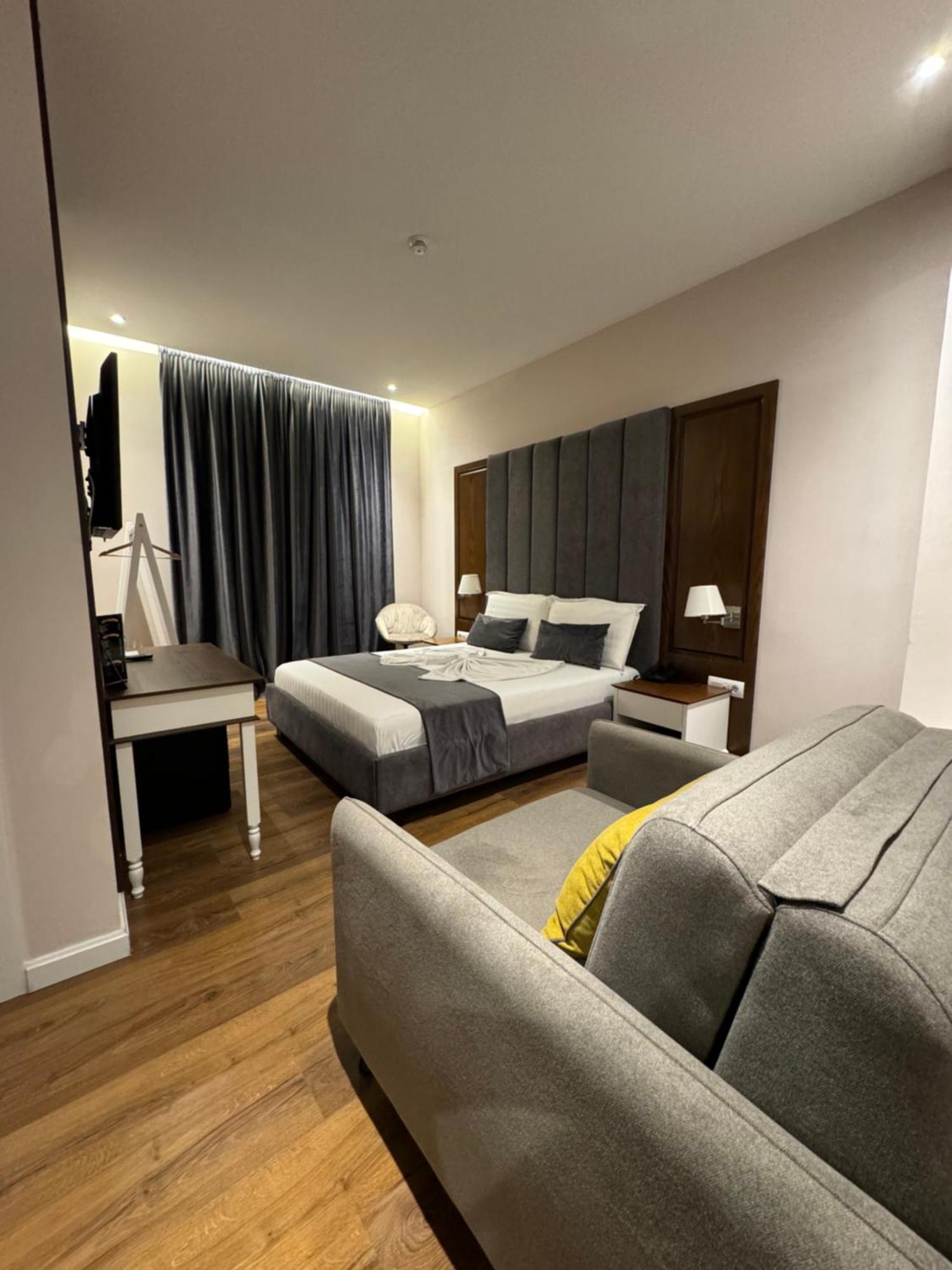 Arberia Palace Hotel Fushe Milot Ngoại thất bức ảnh